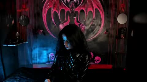 submissive demon Please help me to reach 500 thumbs up online show from 04-26-26, 06:55