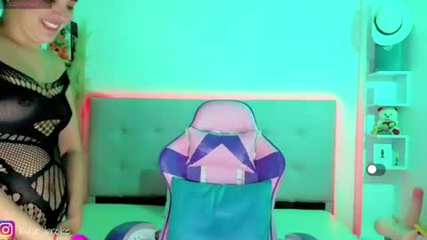 k ylie online show from 04-15-26, 09:04