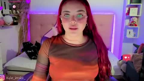 k ylie online show from 05-16-26, 10:08