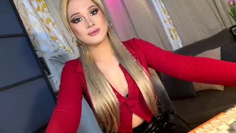Snapshot of kylie_iyutera chatting on 07-01-26, 09:22 kylie online show from 07-01-26, 09:22