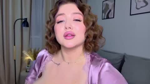 Snapshot of kylie_lips chatting on 07-02-26, 06:03 Kylie Lips online show from 07-02-26, 06:03