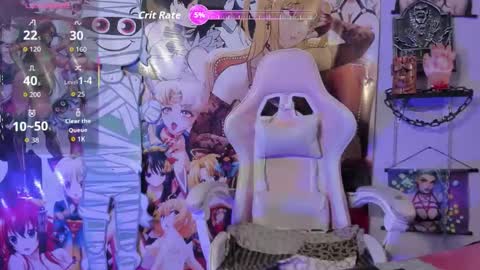 Snapshot of kylie_moan chatting on 10-24-25, 12:30 KYLIE online show from 10-24-25, 12:30