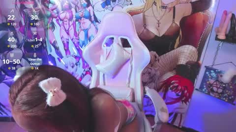 Snapshot of kylie_moan chatting on 11-12-25, 12:22 KYLIE online show from 11-12-25, 12:22