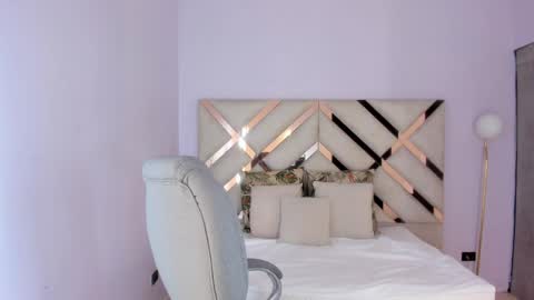 Kylie Reyes  online show from 04-29-26, 07:20