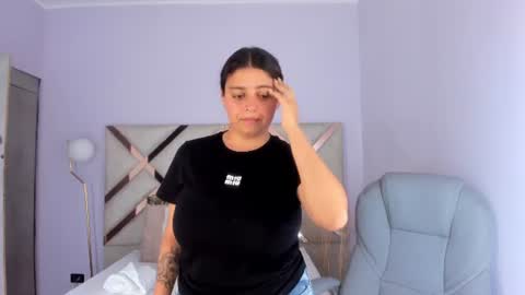 Snapshot of kylie_reyes chatting on 06-11-26, 07:12 Kylie Reyes online show from 06-11-26, 07:12