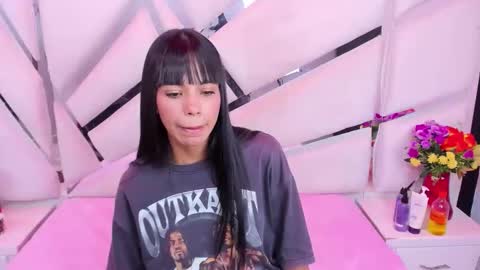 kylie online show from 04-25-26, 11:57