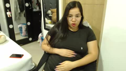 Snapshot of kylie_switch chatting on 03-11-25, 10:53 Instagram Kylie switch followme buy lovense here online show from 03-11-25, 10:53