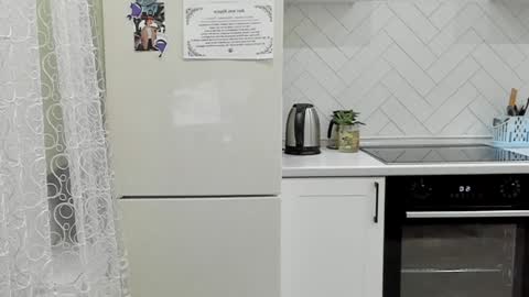 Snapshot of kylieblond chatting on 12-23-24, 12:08 Din online show from 12-23-24, 12:08