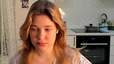 Snapshot of kylieblond chatting on 02-05-25, 10:22 Din online show from 02-05-25, 10:22