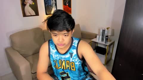 Snapshot of kyll_collins chatting on 01-09-25, 08:24 kyll_collins online show from 01-09-25, 08:24