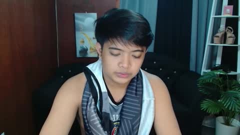 Snapshot of kyll_collins chatting on 11-07-25, 08:25 kyll_collins online show from 11-07-25, 08:25