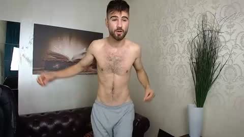 Snapshot of kyloeast chatting on 07-14-26, 04:28 KyloEast online show from 07-14-26, 04:28