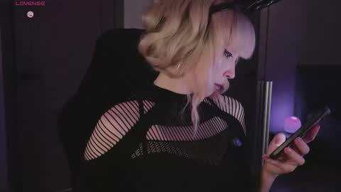 Kate online show from 08-04-26, 10:29