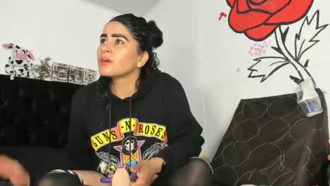 call me kim  online show from 11-21-25, 08:40