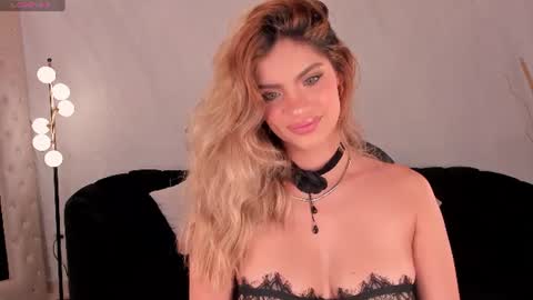 Snapshot of kyomivelvet chatting on 06-11-26, 06:39 Kyomi Velvet online show from 06-11-26, 06:39