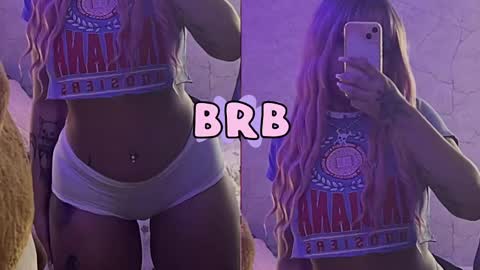 Snapshot of kyotomami chatting on 12-23-24, 04:44 Fernanda online show from 12-23-24, 04:44