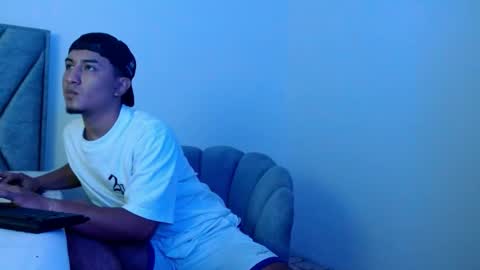 kyro_estrada online show from 12-15-25, 06:23