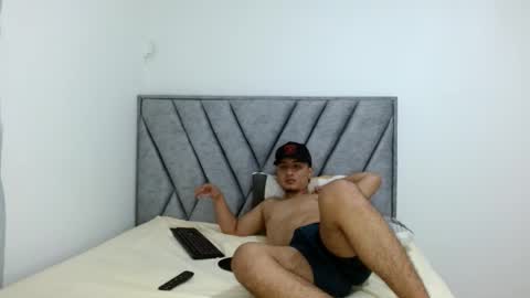 kyro_estrada online show from 12-16-25, 06:29