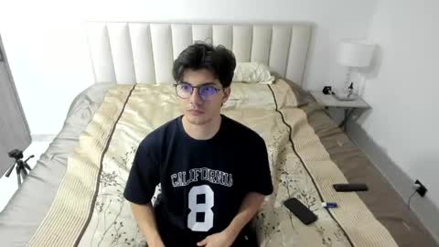 Snapshot of kyron__jobs chatting on 03-25-26, 05:57 kyron online show from 03-25-26, 05:57