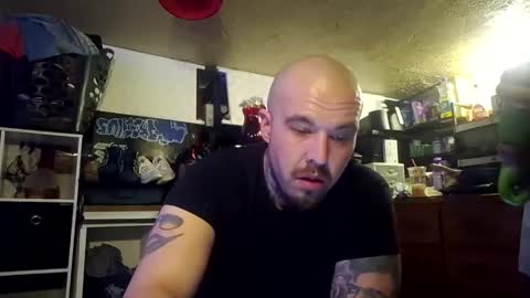 kyrowho online show from 04-02-26, 09:51