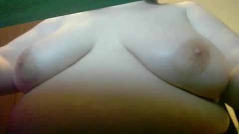 Snapshot of kyrradavis chatting on 10-22-25, 07:57 kyrradavis online show from 10-22-25, 07:57