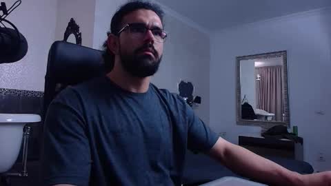 Snapshot of kysonrhodes chatting on 12-15-25, 05:12 KysonRhodes online show from 12-15-25, 05:12