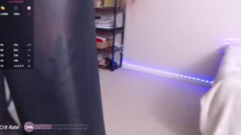 Snapshot of l1ly_paw chatting on 02-15-25, 09:04 Lily Paw online show from 02-15-25, 09:04