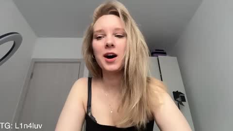 lina online show from 03-29-26, 02:17