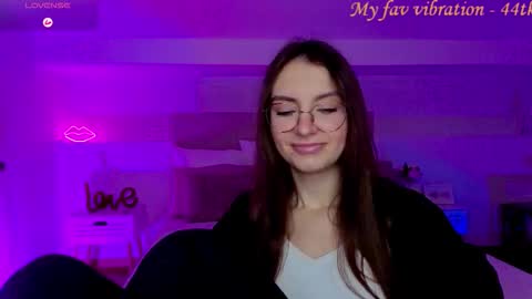 Margo  online show from 11-04-25, 08:41