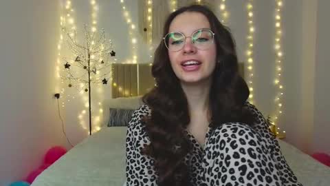 Margo  online show from 01-10-26, 01:57