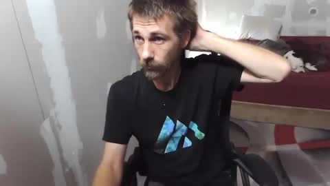 l1v1nth3dr3am online show from 10-10-25, 03:16