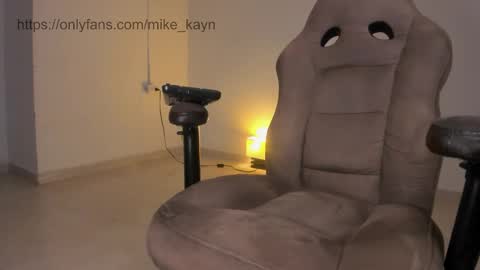 l3m0nb0y_ online show from 03-27-26, 02:50