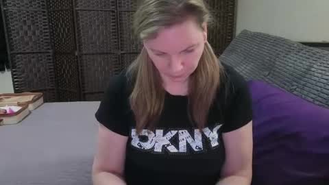 l4dyc4pricorn76 online show from 02-23-26, 01:47