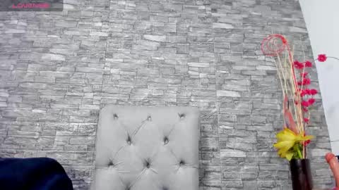 Snapshot of la_indiia chatting on 12-13-24, 11:34 la_indiia online show from 12-13-24, 11:34