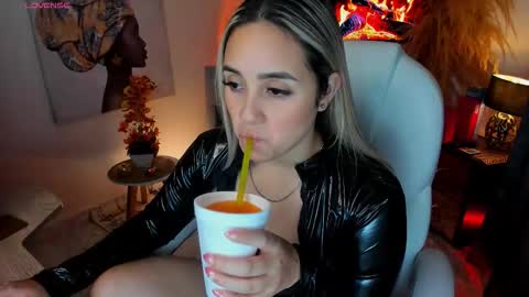 Vero  online show from 03-01-26, 03:30