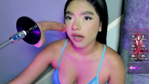 Snapshot of laau_hot1 chatting on 11-20-25, 08:08 danny online show from 11-20-25, 08:08