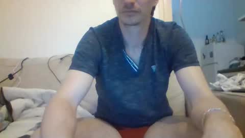 Snapshot of labelette007 chatting on 12-01-24, 07:47 labelette007 online show from 12-01-24, 07:47