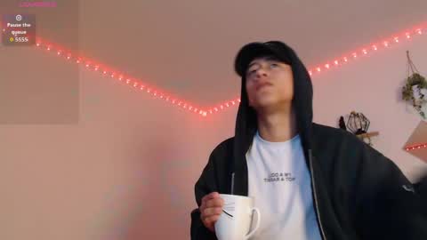 labrinthteasing online show from 05-29-26, 12:25