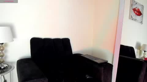 Snapshot of lace_victoria chatting on 05-18-26, 12:29 lace_victoria online show from 05-18-26, 12:29