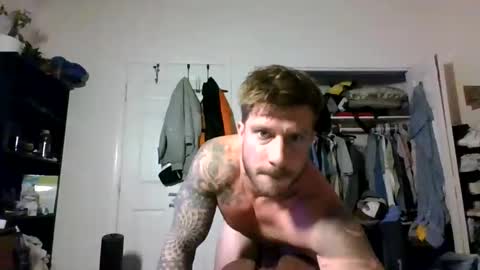 lacrioxcum18 online show from 12-18-25, 01:11