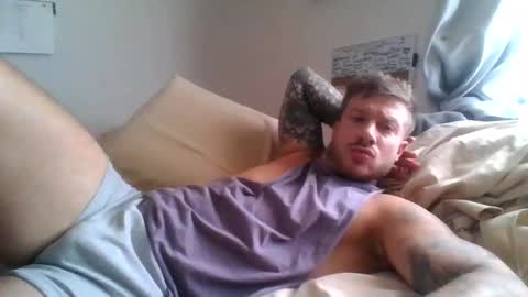 Snapshot of lacrioxcum18 chatting on 05-29-26, 05:33 lacrioxcum18 online show from 05-29-26, 05:33