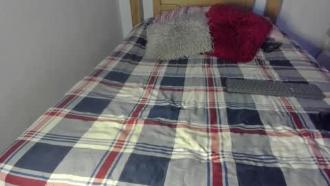 Akyra  online show from 10-28-25, 12:09