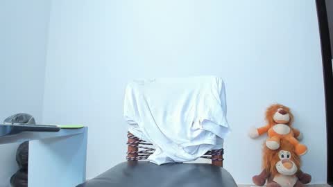 Laden And Juan online show from 02-09-25, 05:22