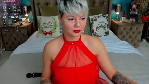 Snapshot of lady_alibi chatting on 12-31-24, 06:05 AliCooper online show from 12-31-24, 06:05
