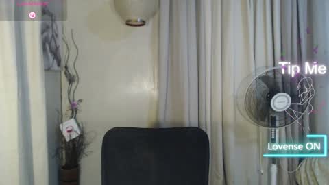 gongx13 my IG online show from 04-28-26, 02:27