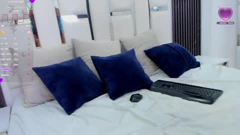 Snapshot of lady_boox chatting on 05-18-26, 04:13 Lady online show from 05-18-26, 04:13
