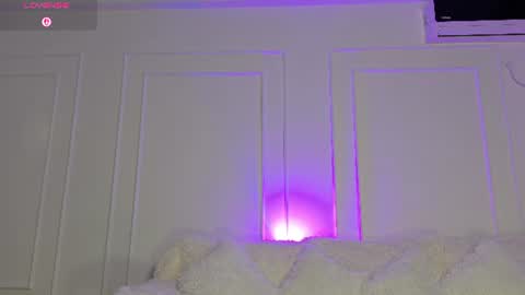 Snapshot of lady_charm__ chatting on 06-13-26, 05:38 Mira online show from 06-13-26, 05:38