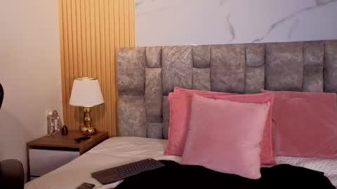 lady_dark__ online show from 03-06-26, 08:38