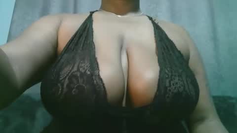 lady_dearra online show from 04-25-26, 04:59