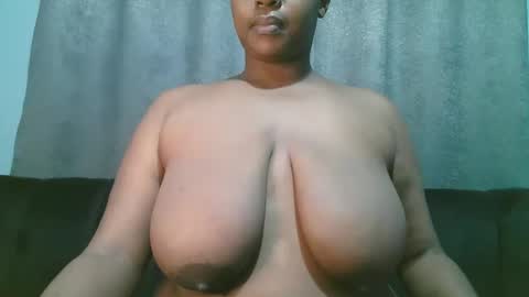 lady_dearra online show from 06-01-26, 02:24